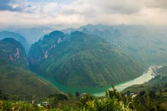 从包头出发去越南芽庄旅游，有哪些要注意的事项