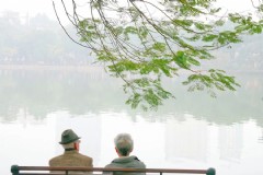 三月份河内旅游需要准备哪些衣物？（河内旅游服装搭配建议）