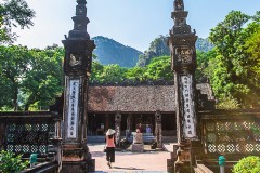 8月到越南芽庄旅游攻略（探秘越南芽庄的美食与风光）